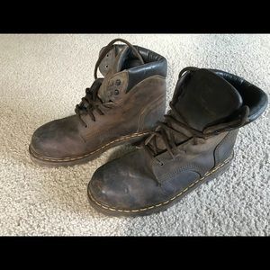 Men Dr. Martens shoe, steel toe, leather top